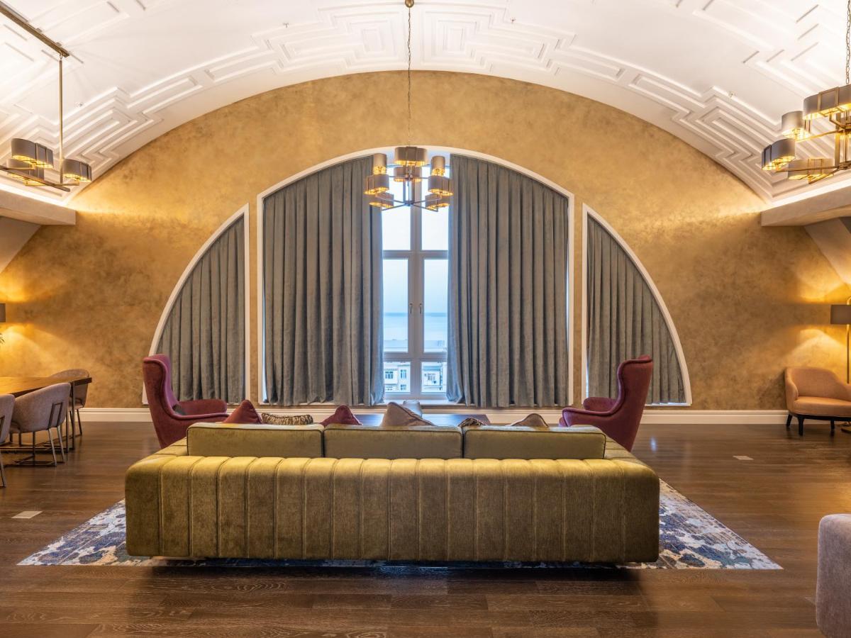 Intercontinental Baku By Ihg Hotel Exterior photo