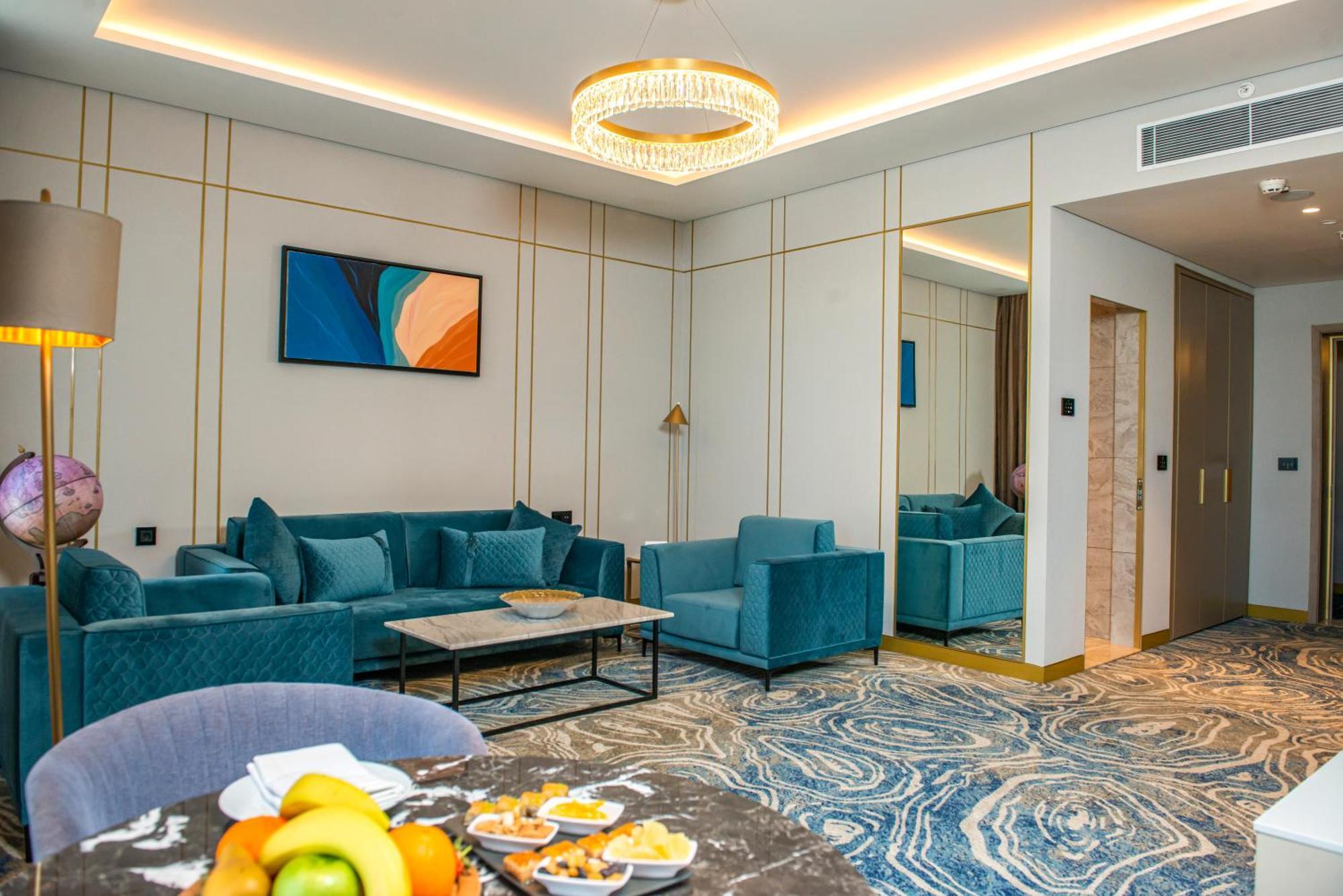 Intercontinental Baku By Ihg Hotel Exterior photo Suite